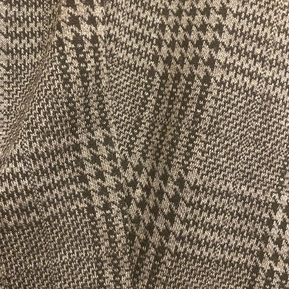 George Black and Grey Herringbone knit blazer size 14. Like NEW! - Picture 3 of 3